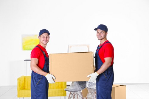 Moving truck service for local relocation in Holloway