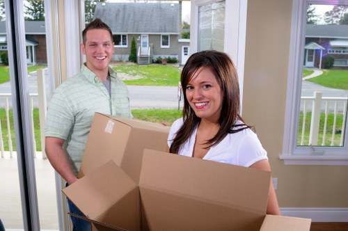 Commercial removals support for a Holloway business move