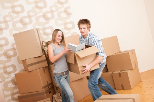 Moving day preparation checklist for Holloway home removals